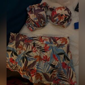 BNWT!! Venus ladies swim suit